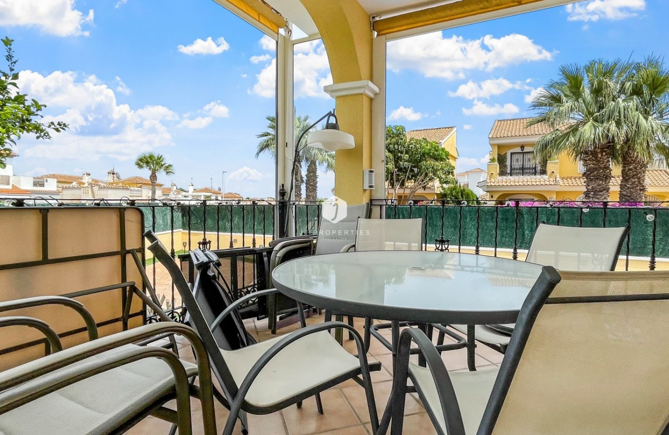 Z drugiej ręki - Villa -
Orihuela Costa - Costa Blanca