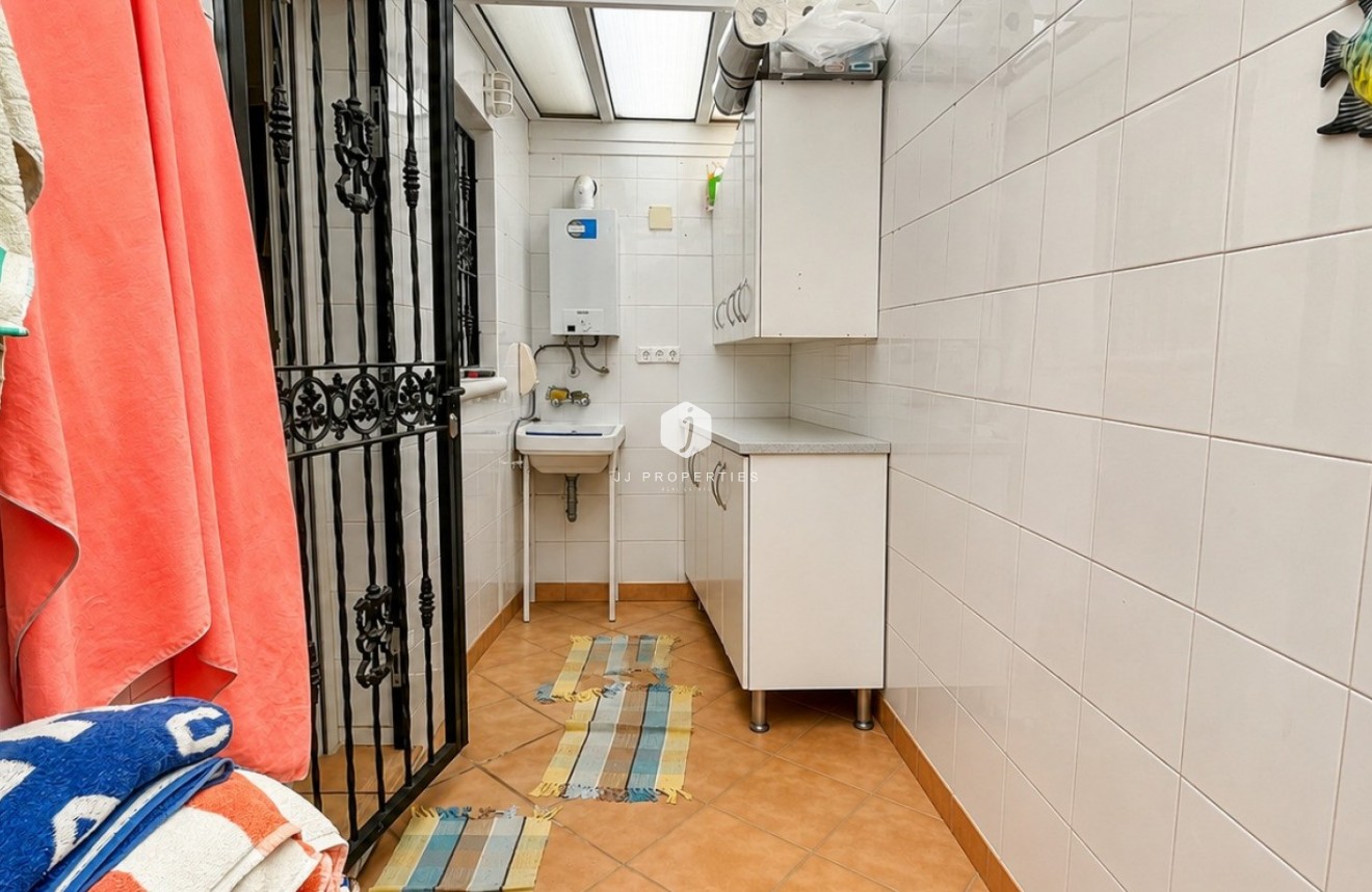 Z drugiej ręki - Villa -
Orihuela Costa - Costa Blanca