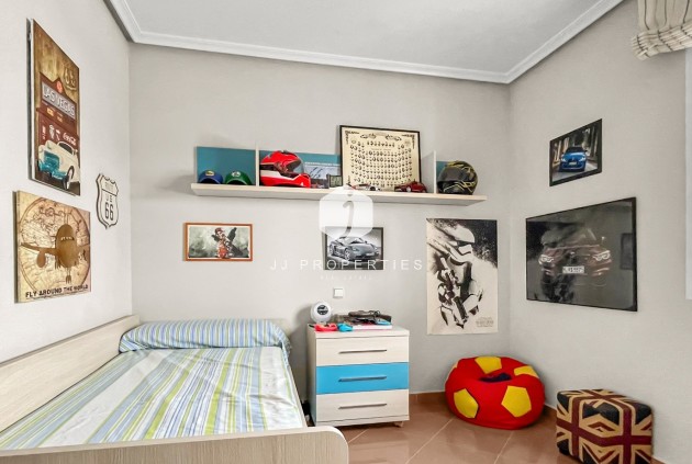 Z drugiej ręki - Villa -
Orihuela Costa - Costa Blanca