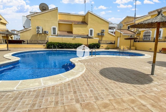 Z drugiej ręki - Villa -
Orihuela Costa - Costa Blanca