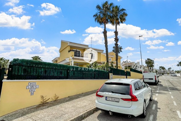 Z drugiej ręki - Villa -
Orihuela Costa - Costa Blanca