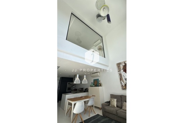 Z drugiej ręki - Dupleks -
Orihuela Costa - Costa Blanca
