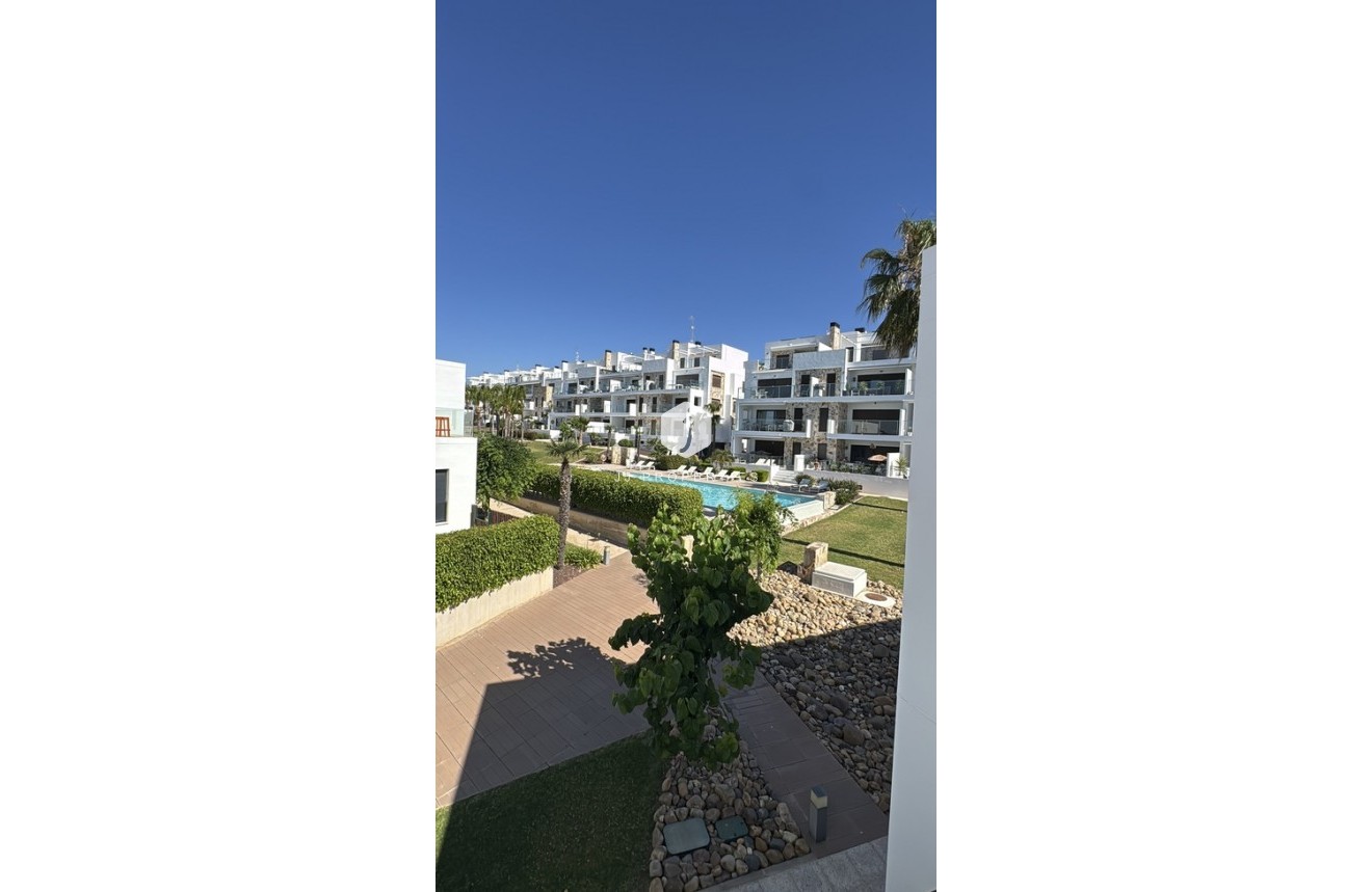 Z drugiej ręki - Dupleks -
Orihuela Costa - Costa Blanca