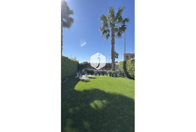Z drugiej ręki - Dupleks -
Orihuela Costa - Costa Blanca