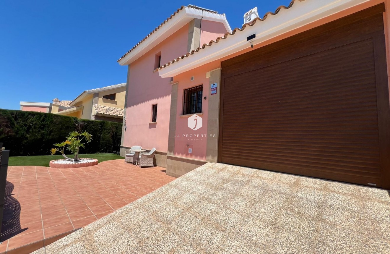 Segunda mano - Villa -
Algorfa - Inland