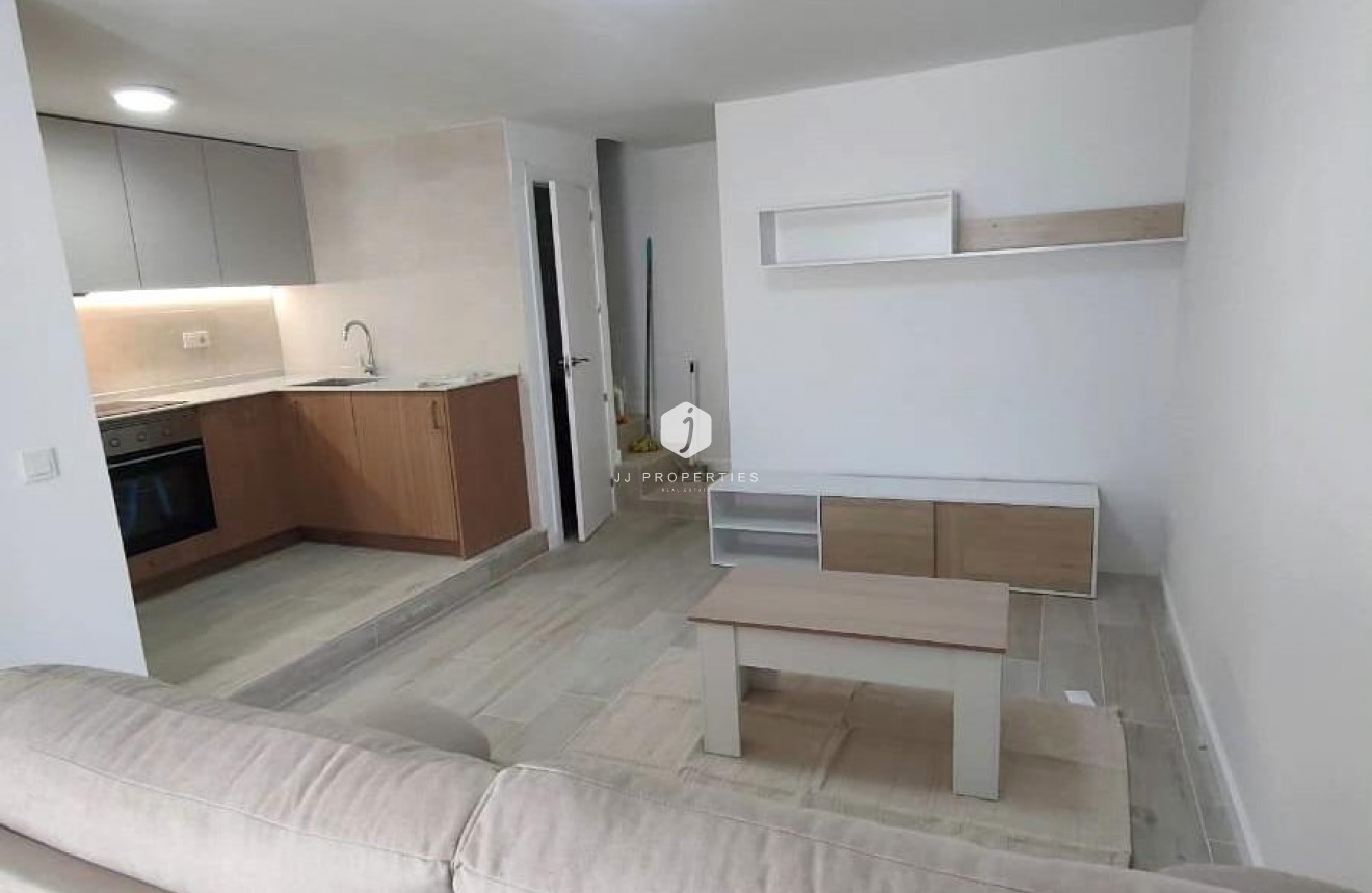 Segunda mano - Chalet -
Torrevieja - Sector 25