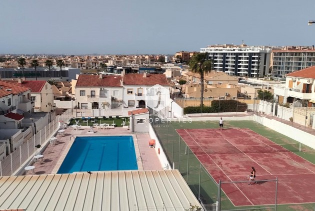 Segunda mano - Chalet -
Torrevieja - Sector 25
