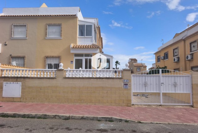 Aus zweiter Hand - Villa -
Rojales - Lo Marabú