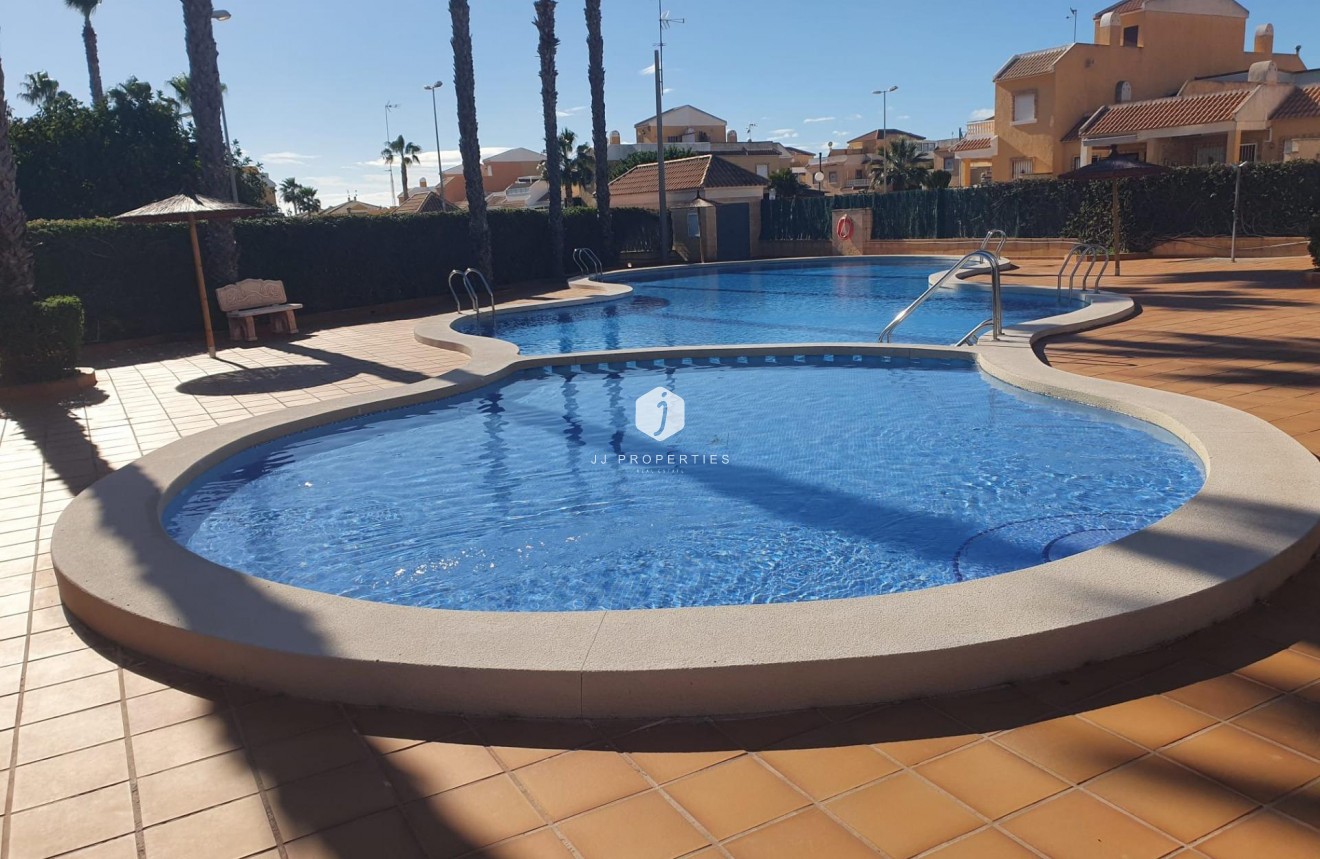 Aus zweiter Hand - Villa -
Rojales - Lo Marabú