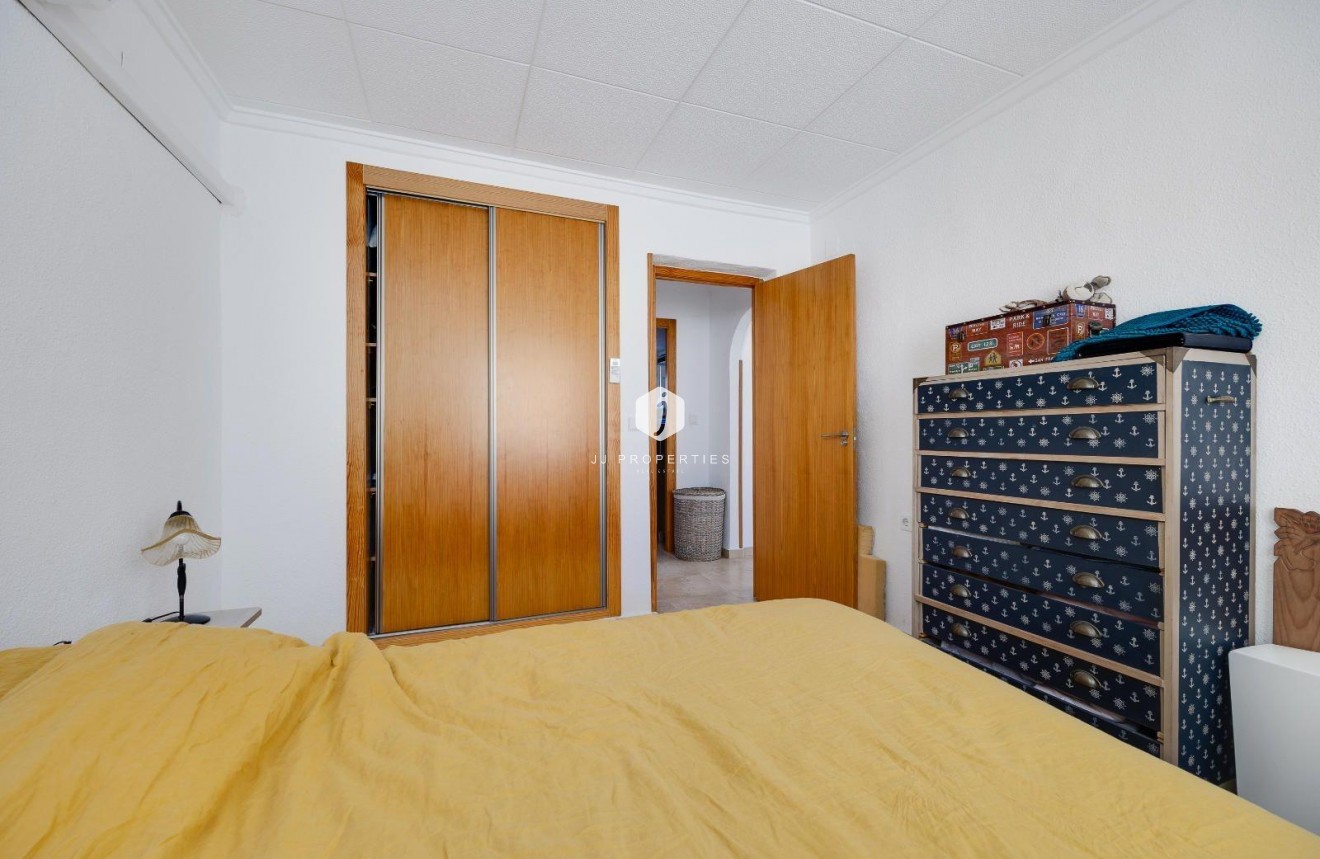 Aus zweiter Hand - Villa -
San Fulgencio - La Marina