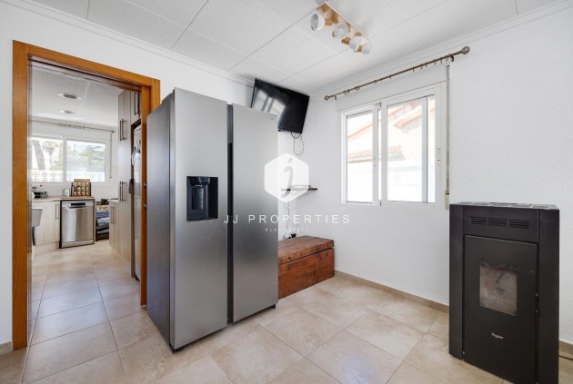 Aus zweiter Hand - Villa -
San Fulgencio - La Marina