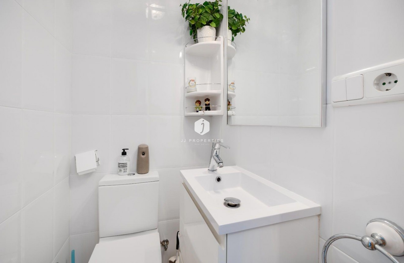 Aus zweiter Hand - Villa -
San Fulgencio - La Marina