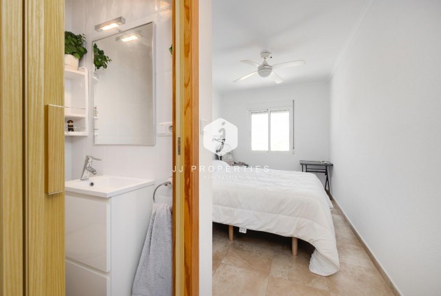 Aus zweiter Hand - Villa -
San Fulgencio - La Marina