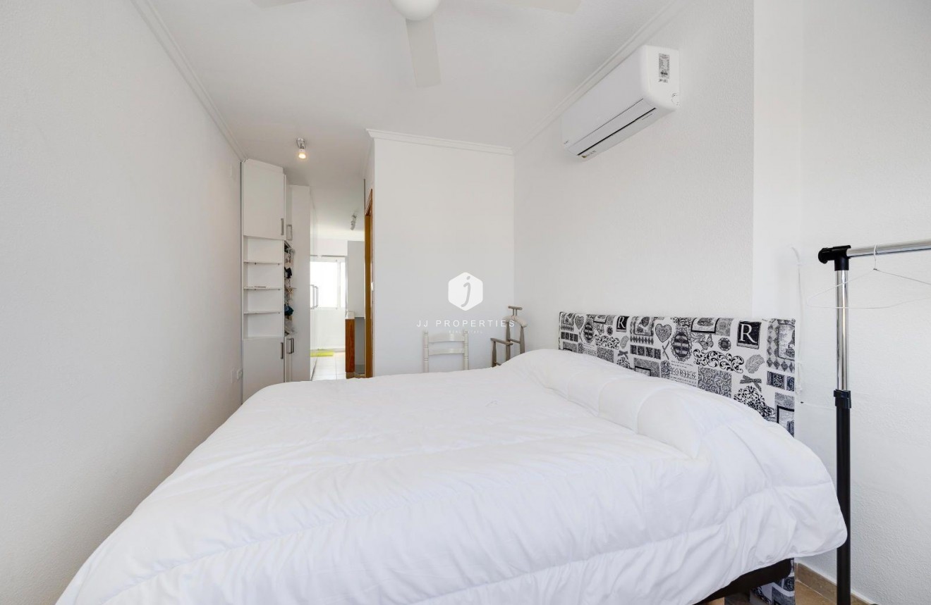Aus zweiter Hand - Villa -
San Fulgencio - La Marina