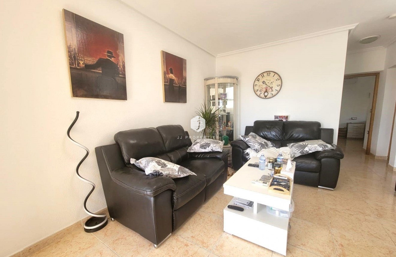 Z drugiej ręki - Szalet -
Los Montesinos - Los Montesinos - Urb. La Herrada