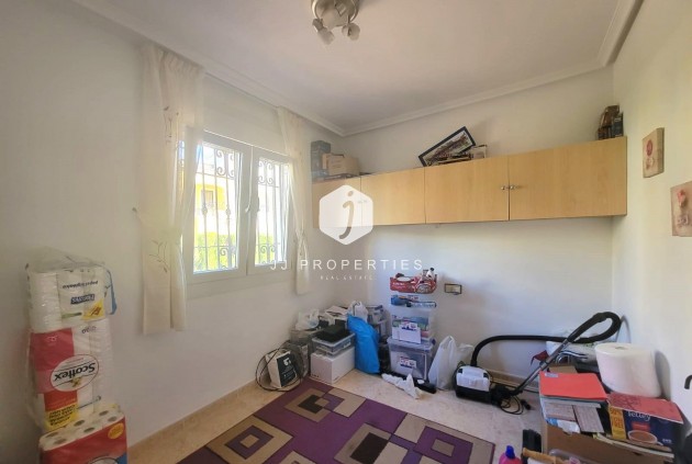 Z drugiej ręki - Szalet -
Los Montesinos - Los Montesinos - Urb. La Herrada