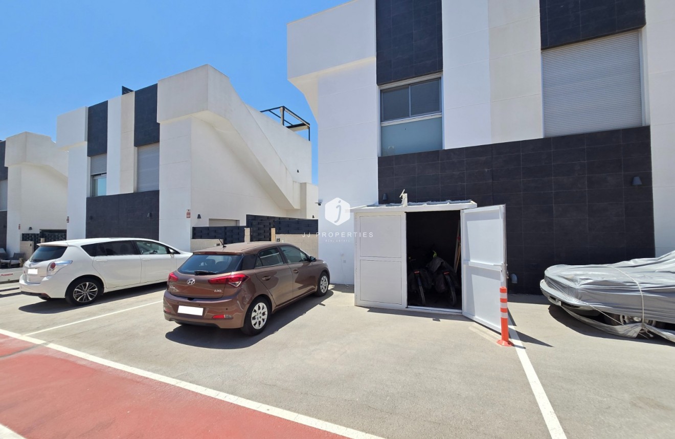 Aus zweiter Hand - Villa -
Ciudad Quesada - Costa Blanca