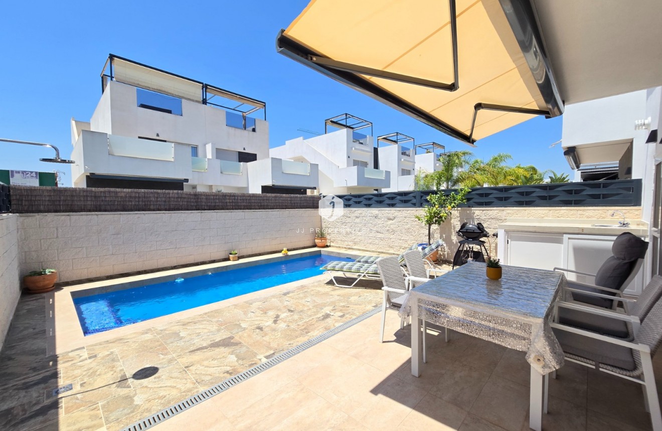 Aus zweiter Hand - Villa -
Ciudad Quesada - Costa Blanca