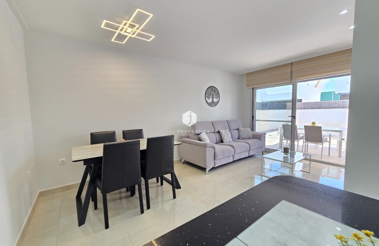 Aus zweiter Hand - Villa -
Ciudad Quesada - Costa Blanca