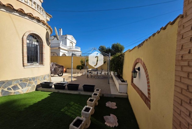 Segunda mano - Villa -
Orihuela Costa - Villamartín-las Filipinas