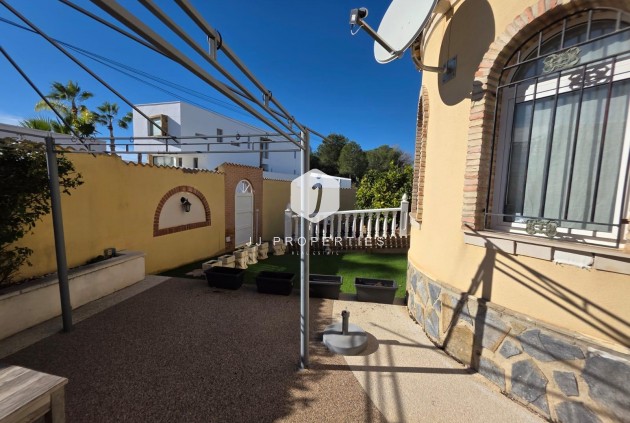 Segunda mano - Villa -
Orihuela Costa - Villamartín-las Filipinas