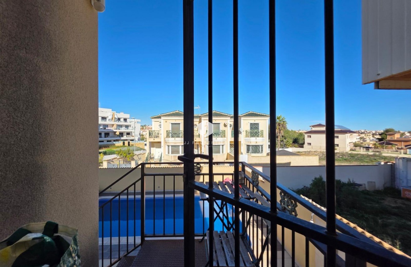 Segunda mano - Villa -
Orihuela Costa - Villamartín-las Filipinas