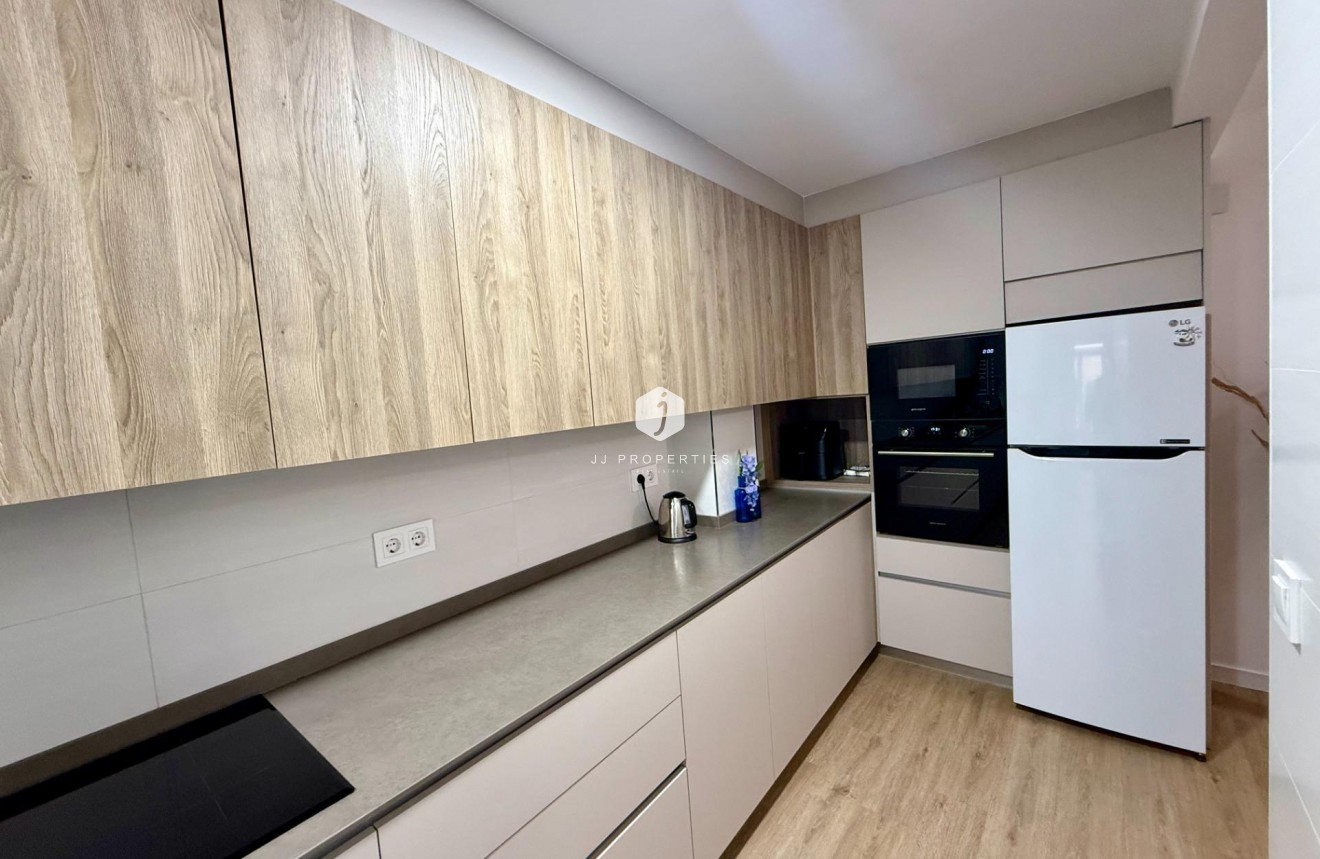 Aus zweiter Hand - Wohnung -
Torrevieja - Centro
