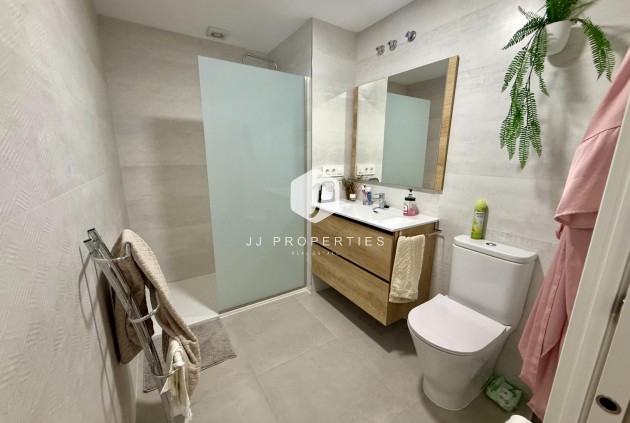 Aus zweiter Hand - Wohnung -
Torrevieja - Centro