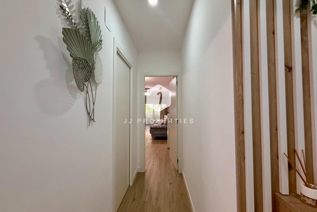 Aus zweiter Hand - Wohnung -
Torrevieja - Centro