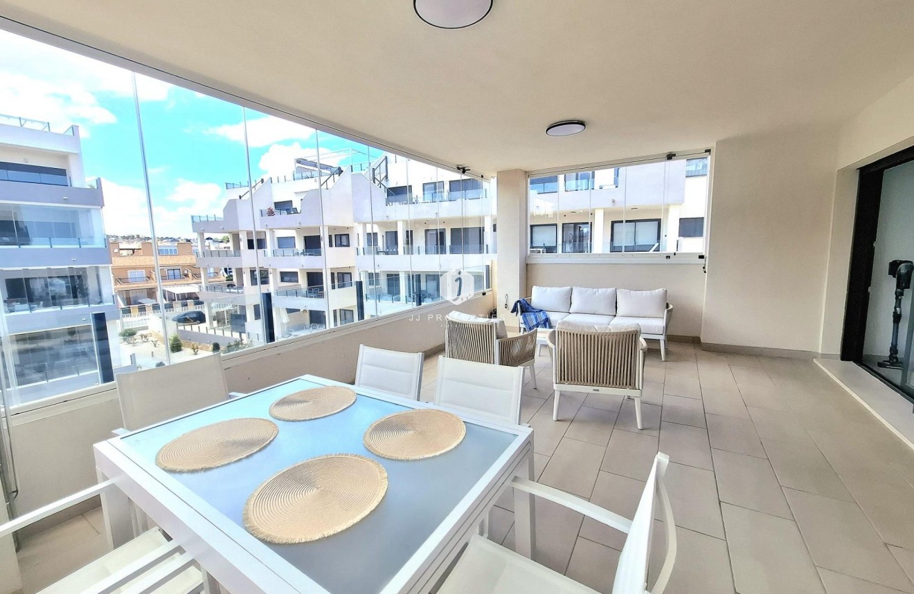 Tweedehands - Appartement / flat -
Orihuela Costa - Villamartín