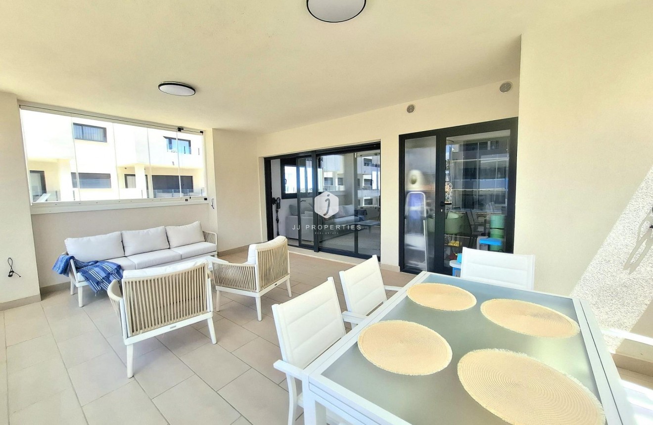 Tweedehands - Appartement / flat -
Orihuela Costa - Villamartín