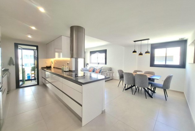 Tweedehands - Appartement / flat -
Orihuela Costa - Villamartín
