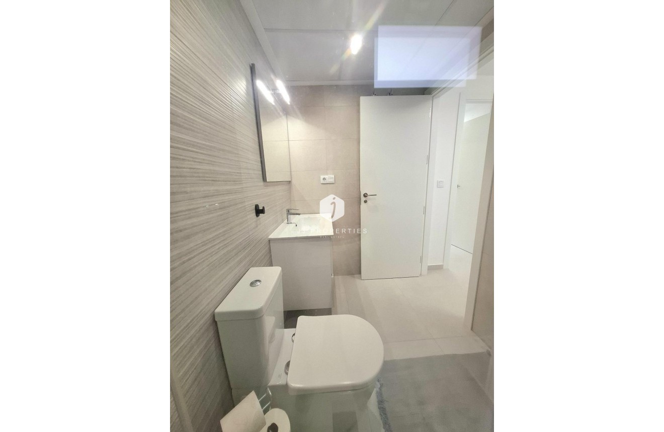 Tweedehands - Appartement / flat -
Orihuela Costa - Villamartín