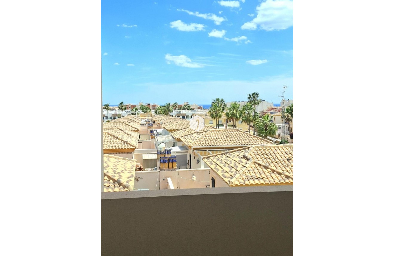 Tweedehands - Appartement / flat -
Orihuela Costa - Villamartín
