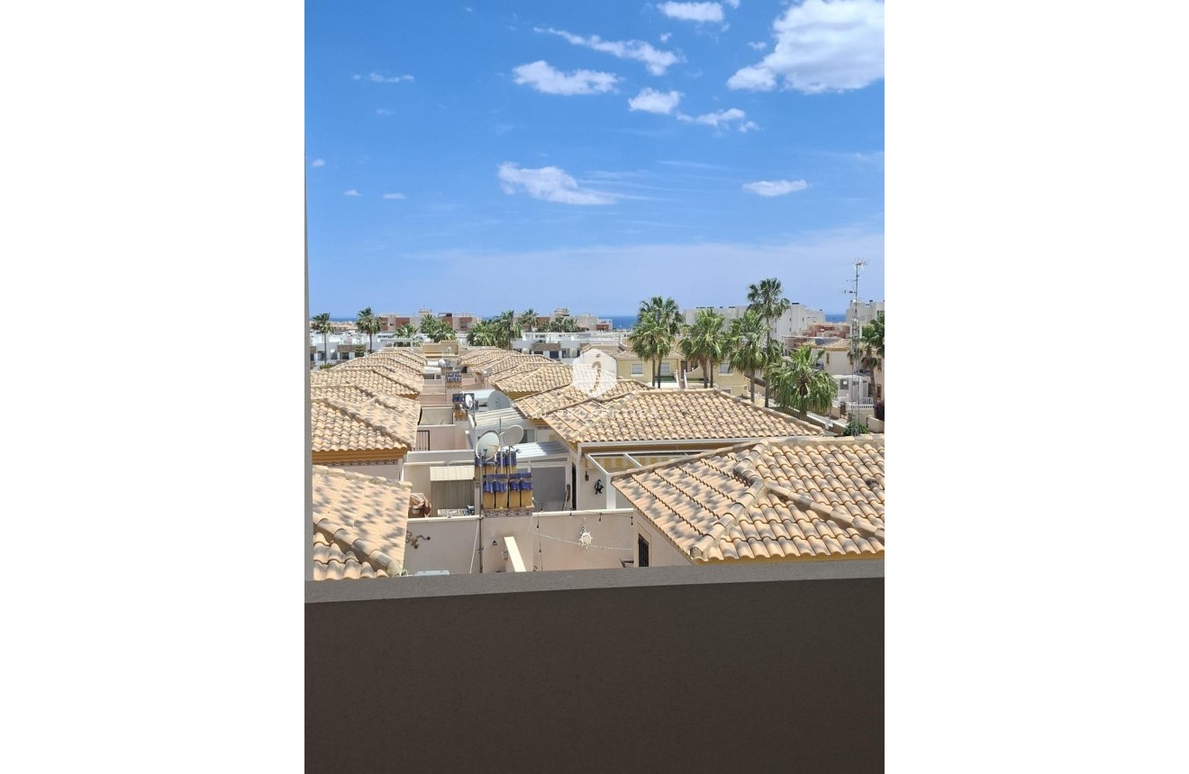 Tweedehands - Appartement / flat -
Orihuela Costa - Villamartín