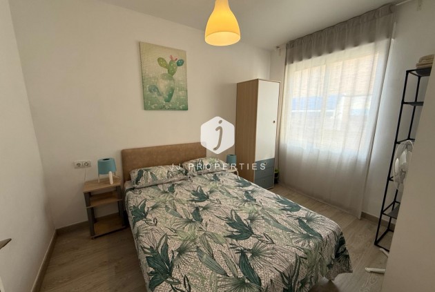 Z drugiej ręki - Mieszkanie w bloku -
Torrevieja - Playa del Cura