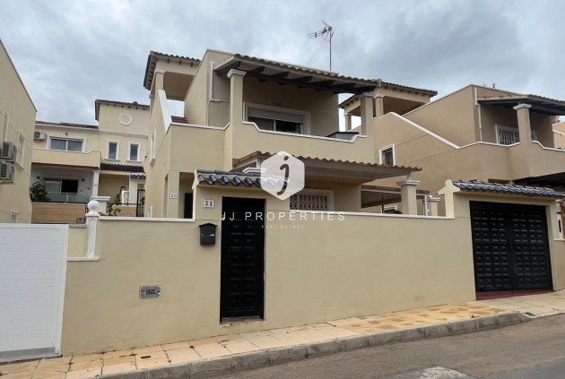Tweedehands - duplex -
San Miguel de Salinas - Las Filipinas