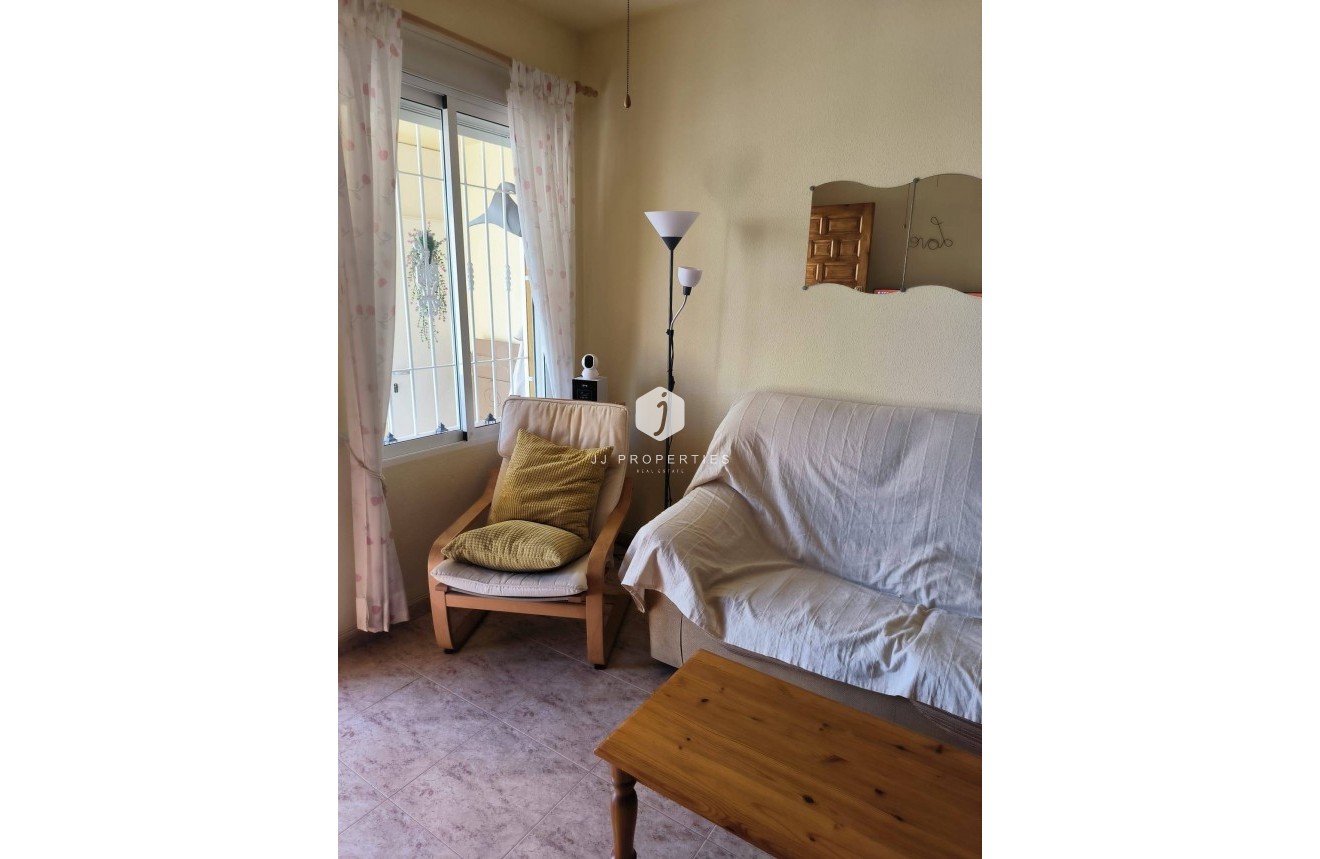 Tweedehands - Bungalow -
Orihuela Costa - Playa Flamenca