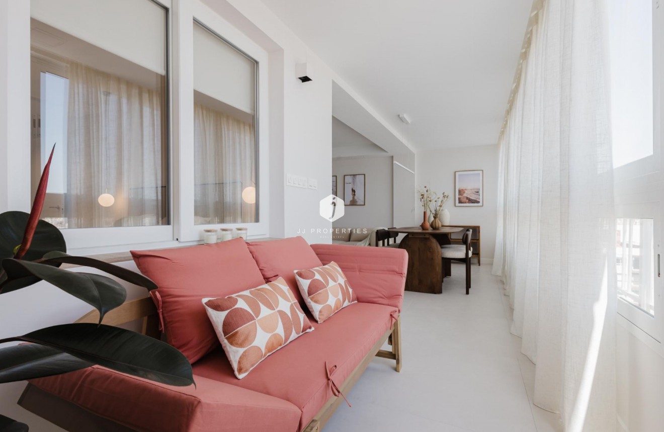 Tweedehands - Appartement / flat -
Torrevieja - Costa Blanca