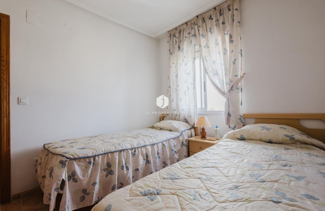 Tweedehands - Appartement / flat -
Torrevieja - Costa Blanca