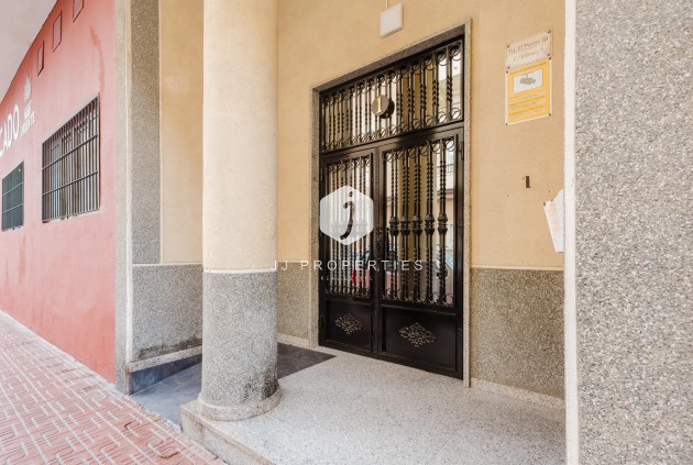 Tweedehands - Appartement / flat -
Torrevieja - Costa Blanca