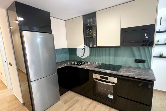 Tweedehands - Appartement / flat -
Torrevieja - Acequion