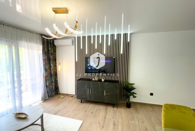 Tweedehands - Appartement / flat -
Torrevieja - Acequion