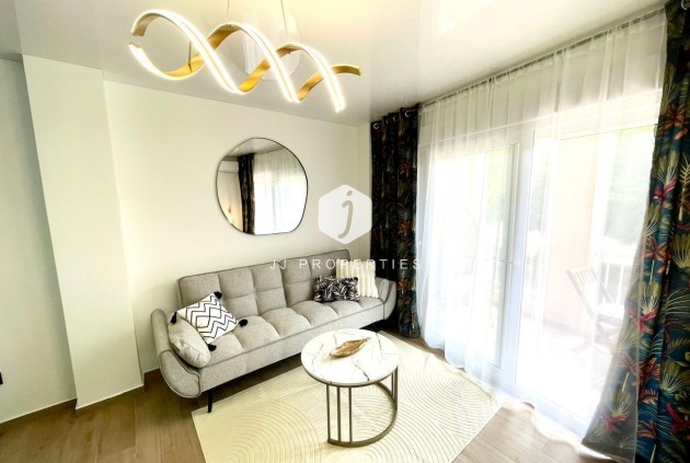 Tweedehands - Appartement / flat -
Torrevieja - Acequion