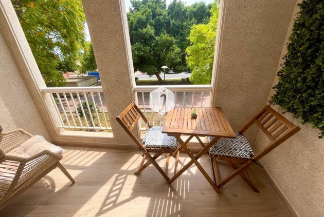 Tweedehands - Appartement / flat -
Torrevieja - Acequion