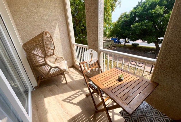 Tweedehands - Appartement / flat -
Torrevieja - Acequion