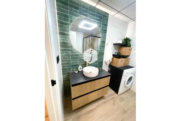 Tweedehands - Appartement / flat -
Torrevieja - Acequion