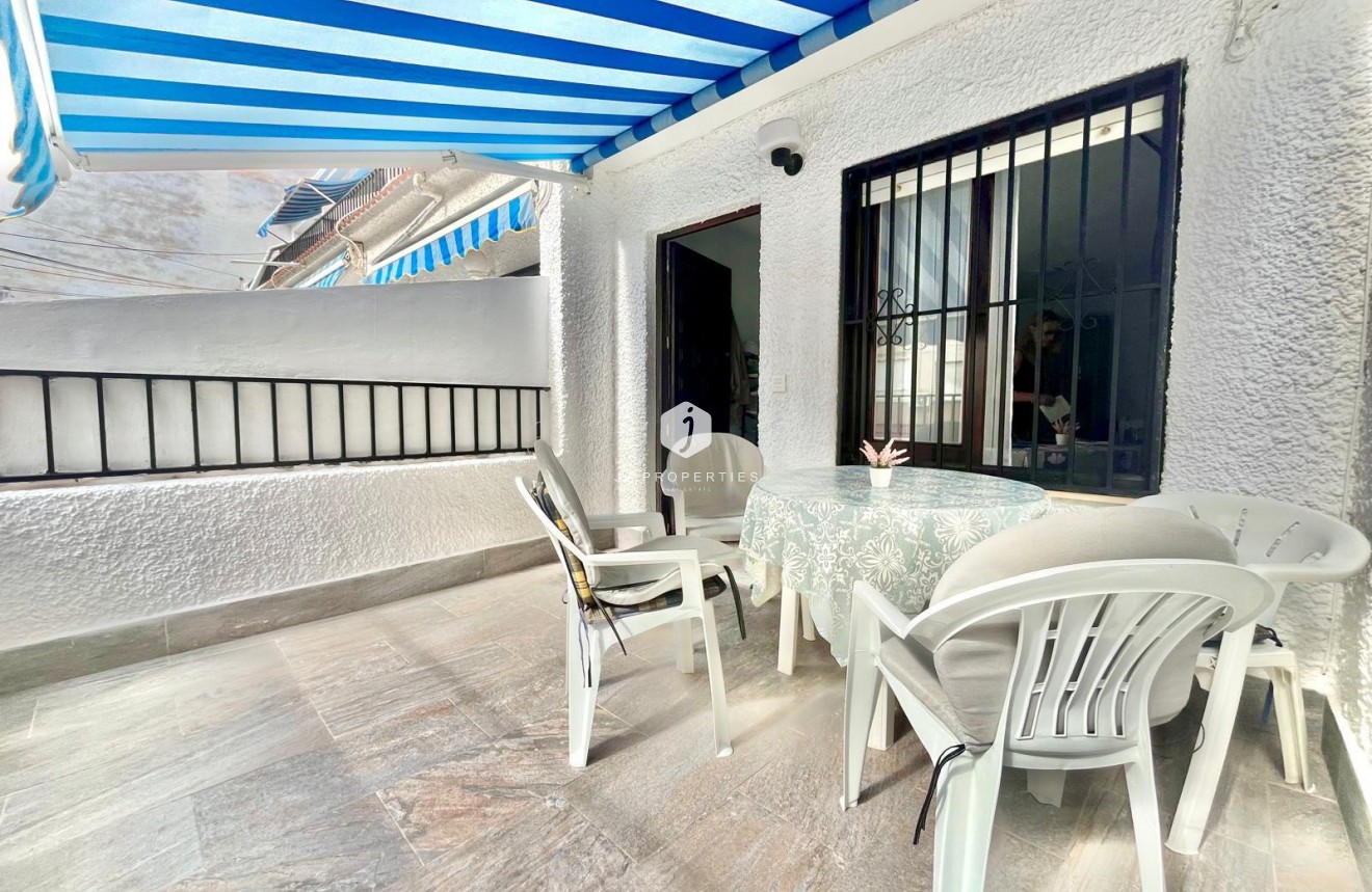 Tweedehands - Appartement / flat -
Torrevieja - Playa de los Locos
