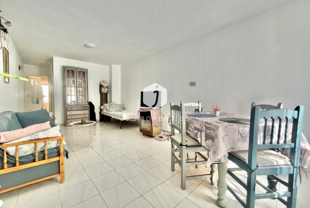 Tweedehands - Appartement / flat -
Torrevieja - Playa de los Locos