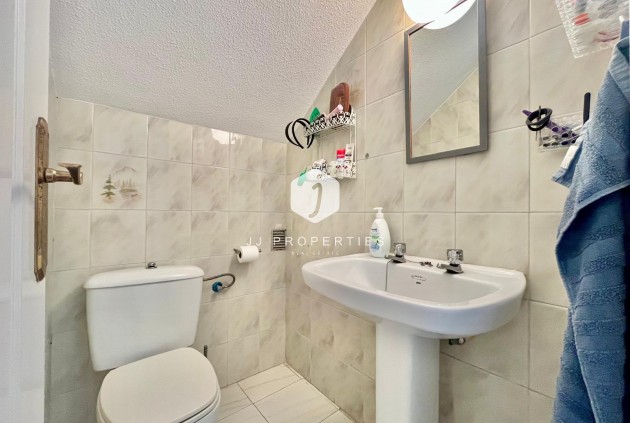 Tweedehands - Appartement / flat -
Torrevieja - Playa de los Locos